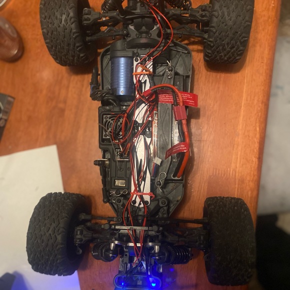 Redcat Blackout Xte Pro - Picture 7 of 7